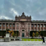 Betfred Dominates Online Betting with £331 Million Revenue